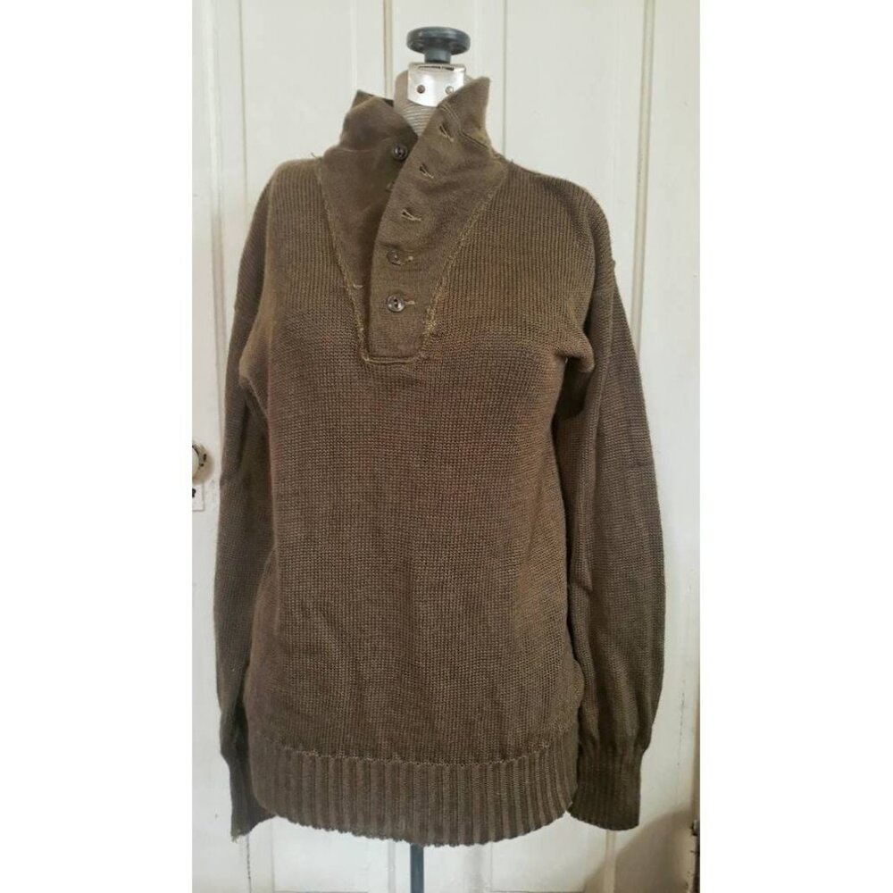 1960s era brown/olive drab men's wool sweater. Military issue. Size M/Medium.
